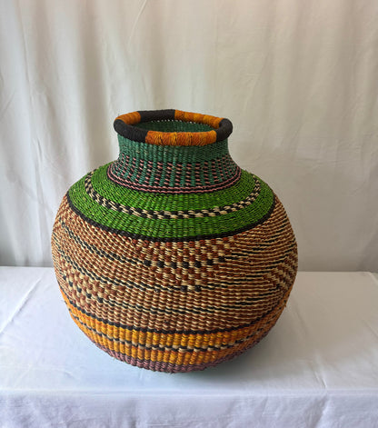Jemima 10 Cows Décor Basket – Green & Orange

The Baba Tree Collection
A Curated Artisan Reserve by Akua’s Corner