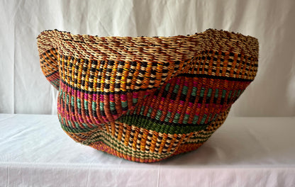 Pakurigo Wave Décor Basket

The Baba Tree Collection
A Curated Artisan Reserve by Akua’s Corner